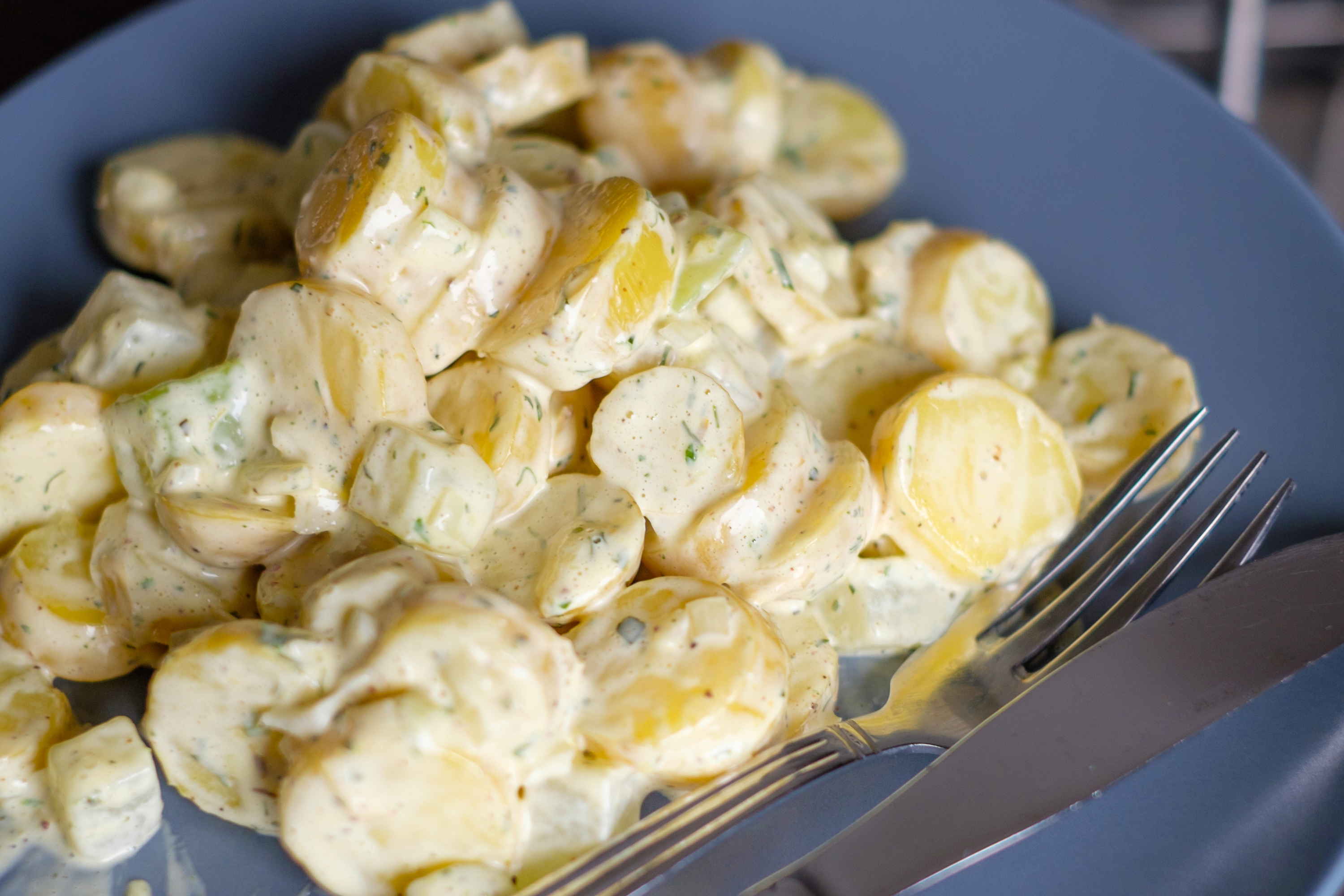 Kartoffelsalat mit Kohlrabi und Mayo