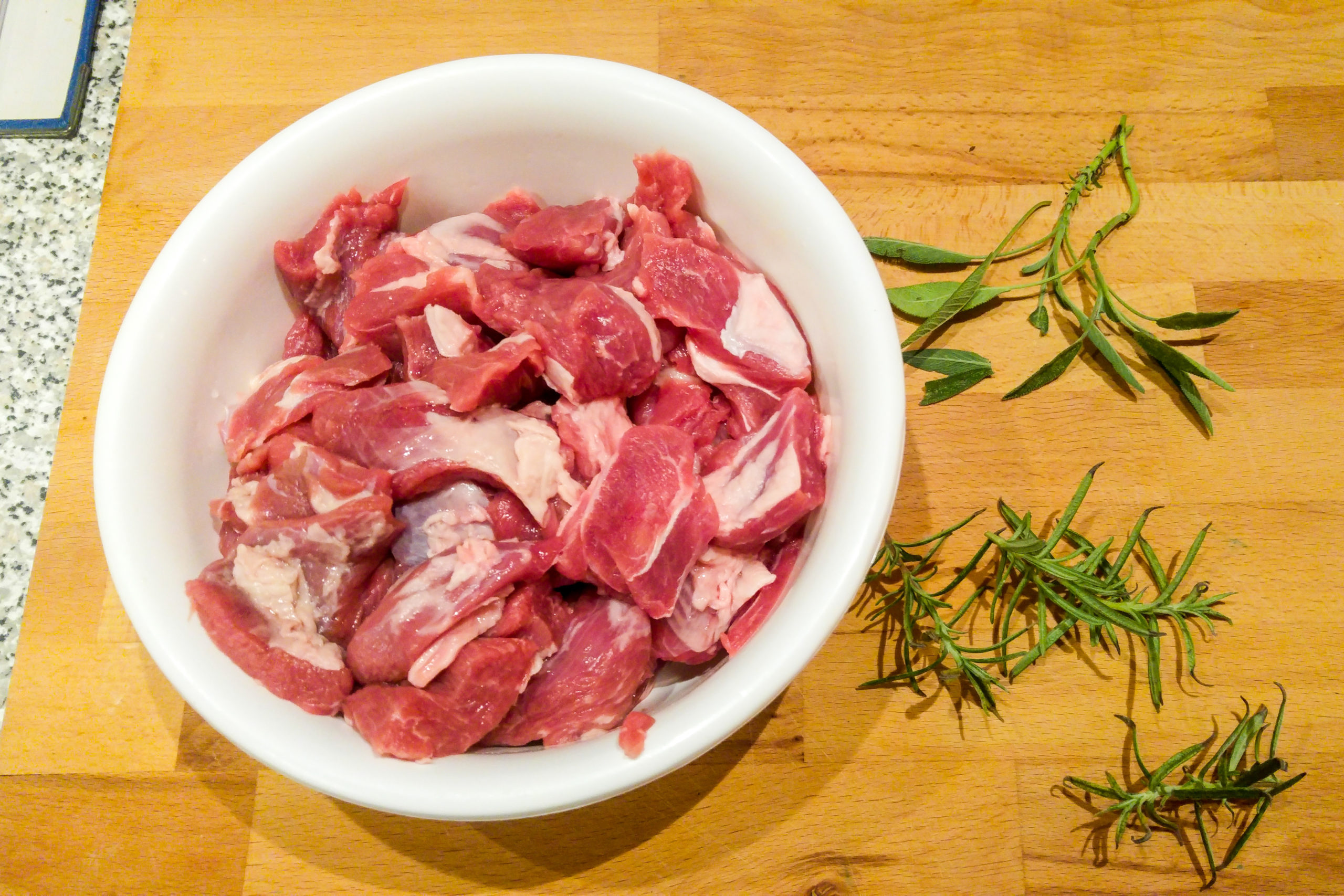 Saftgulasch vom Lamm nach Wiener Art